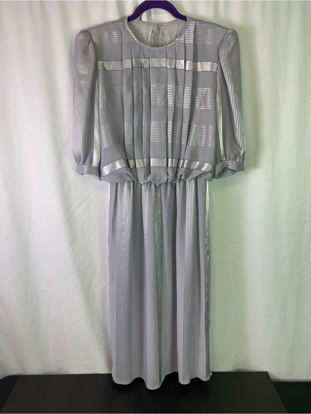 Vintage Silver-Gray Pleated Maxi Dress with Belt